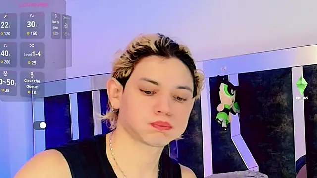 Snapshot of honey_skin chatting on 10.07.25 honey skin online show from 10.07.25