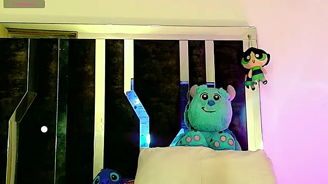 Snapshot of honey_skin chatting on 04.02.26 honey skin online show from 04.02.26