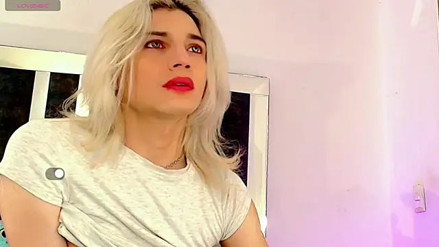 Snapshot of honey_skin chatting on 04.05.26 honey skin online show from 04.05.26