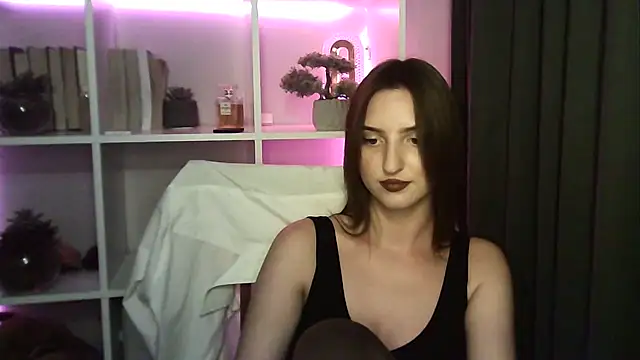 Snapshot of X_Alisa chatting on 09.10.25 X Alisa online show from 09.10.25