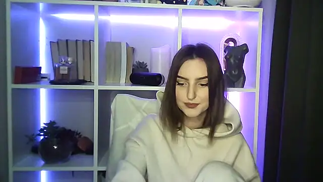 X Alisa online show from 11.24.25