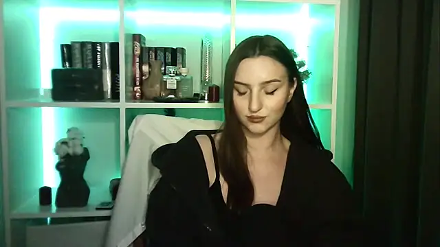 X Alisa online show from 02.28.26