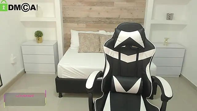 candy summer28 online show from 09.24.25