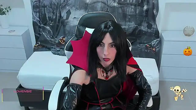 candy summer28 online show from 10.31.25