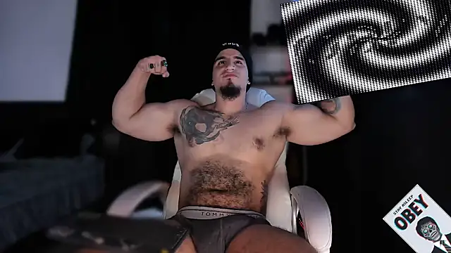 Snapshot of kingbear777 chatting on 02.03.25 kingbear777 online show from 02.03.25