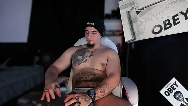 Snapshot of kingbear777 chatting on 02.09.25 kingbear777 online show from 02.09.25