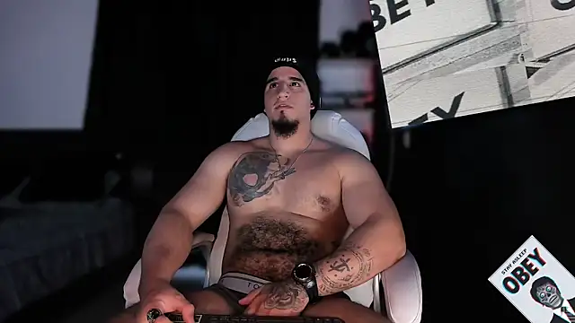 Snapshot of kingbear777 chatting on 03.17.25 kingbear777 online show from 03.17.25