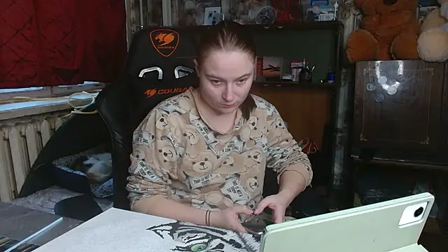 ElenaMaeer online show from 12.04.24