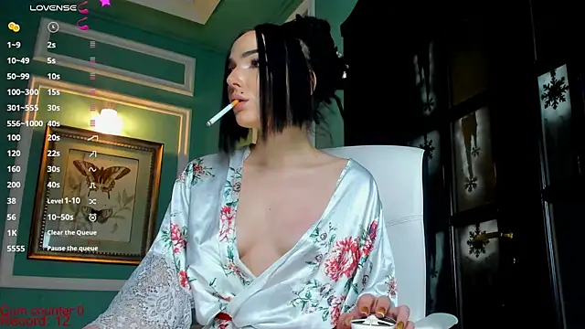 Snapshot of 1Munique chatting on 01.18.25 1Munique online show from 01.18.25