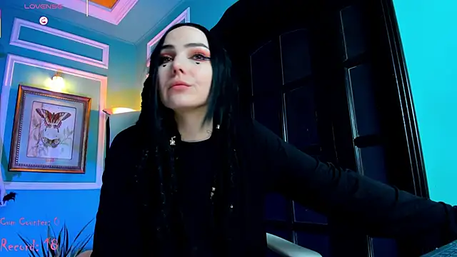 Snapshot of 1Munique chatting on 02.12.25 1Munique online show from 02.12.25