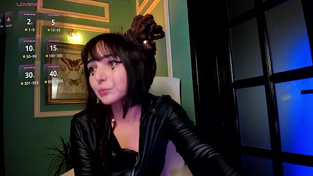 Snapshot of 1Munique chatting on 10.06.25 1Munique online show from 10.06.25