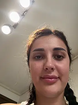 Snapshot of SophiaVilner chatting on 07.21.26 SophiaVilner online show from 07.21.26