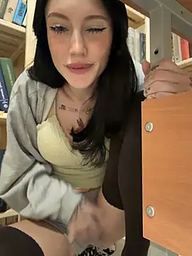 Melissa crazy online show from 04.29.26