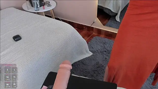 angieebaezz online show from 12.13.24