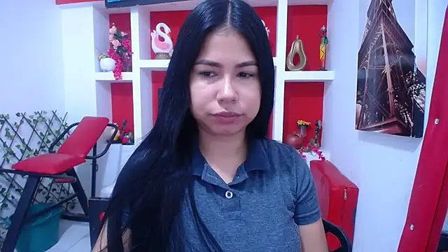 Letty Plugxo online show from 11.10.25