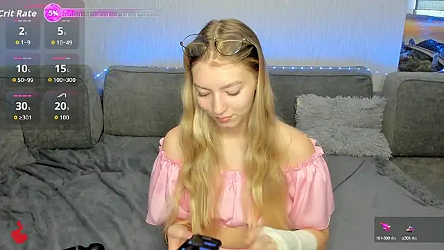 Snapshot of Drive-Crazy- chatting on 09.22.25 Drive-Crazy- online show from 09.22.25