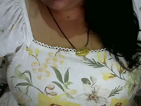 Snapshot of dramebaz_queen chatting on 05.04.26 dramebaz queen online show from 05.04.26