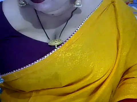Snapshot of dramebaz_queen chatting on 05.27.26 dramebaz queen online show from 05.27.26