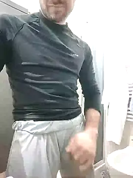 Snapshot of gilera250s chatting on 01.17.25 gilera250s online show from 01.17.25