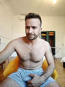 Snapshot of gilera250s chatting on 10.03.25 gilera250s online show from 10.03.25