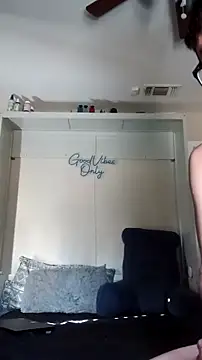 Snapshot of lRainbowBoy chatting on 02.05.26 lRainbowBoy online show from 02.05.26