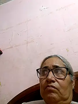  candi online show from 10.10.25