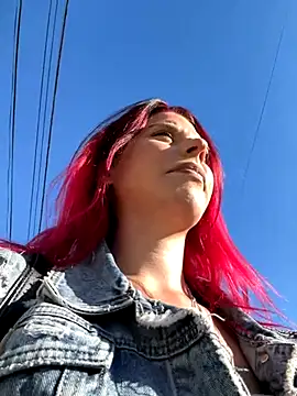 RiriRoseey online show from 11.02.25