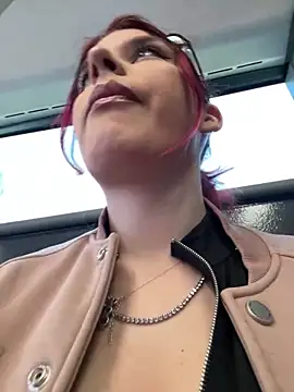 RiriRoseey online show from 03.10.26