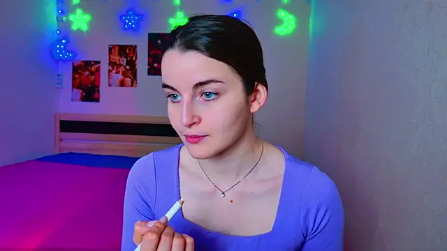 Snapshot of Miss_Arwen chatting on 12.11.24 Miss Arwen online show from 12.11.24