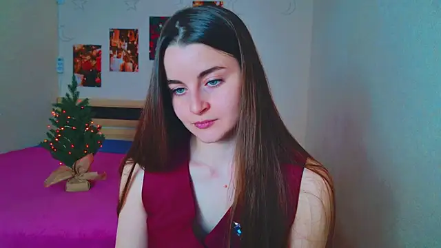 Snapshot of Miss_Arwen chatting on 12.19.24 Miss Arwen online show from 12.19.24