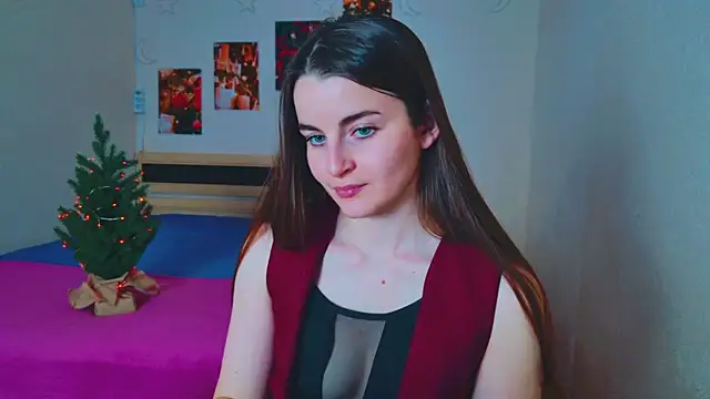 Snapshot of Miss_Arwen chatting on 12.24.24 Miss Arwen online show from 12.24.24