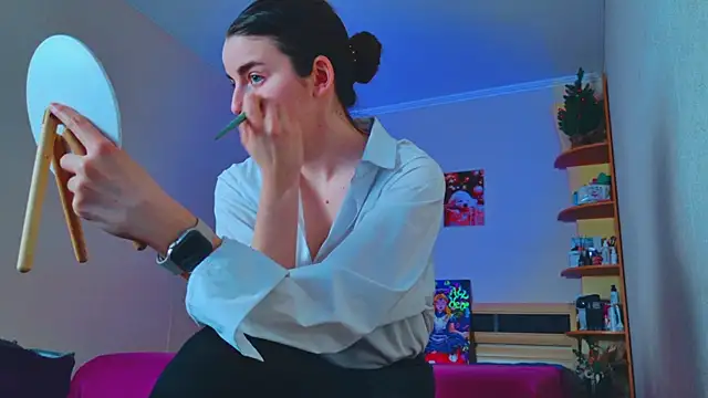 Snapshot of Miss_Arwen chatting on 01.13.25 Miss Arwen online show from 01.13.25