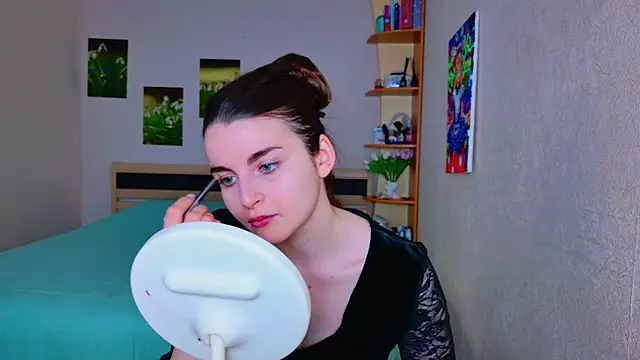 Snapshot of Miss_Arwen chatting on 03.11.25 Miss Arwen online show from 03.11.25