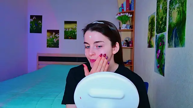 Snapshot of Miss_Arwen chatting on 03.19.25 Miss Arwen online show from 03.19.25