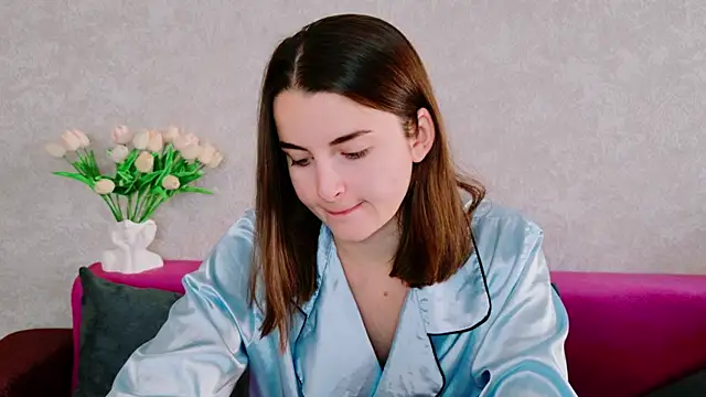 Snapshot of Miss_Arwen chatting on 09.25.25 Miss Arwen online show from 09.25.25