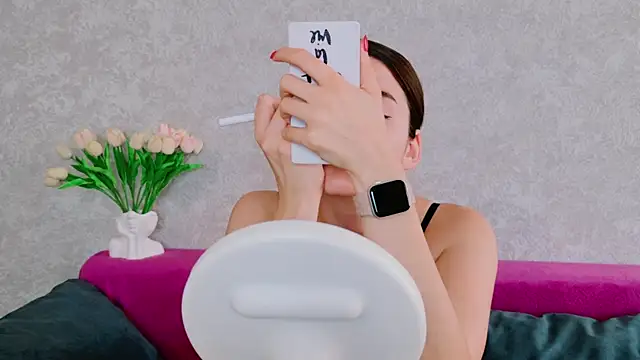 Snapshot of Miss_Arwen chatting on 10.02.25 Miss Arwen online show from 10.02.25