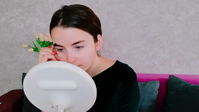 Snapshot of Miss_Arwen chatting on 10.06.25 Miss Arwen online show from 10.06.25