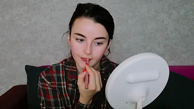 Snapshot of Miss_Arwen chatting on 11.05.25 Miss Arwen online show from 11.05.25