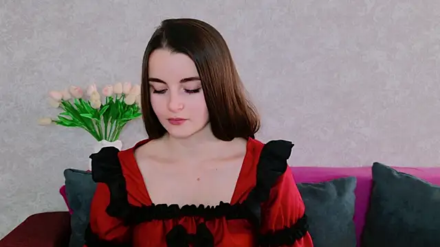 Snapshot of Miss_Arwen chatting on 11.11.25 Miss Arwen online show from 11.11.25