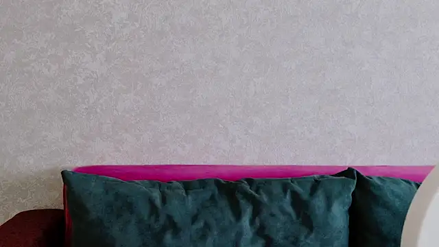 Snapshot of Miss_Arwen chatting on 12.05.25 Miss Arwen online show from 12.05.25