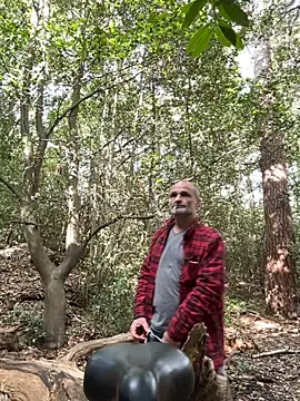 Snapshot of Shyboy817 chatting on 09.21.25 Shyboy817 online show from 09.21.25