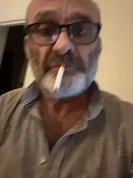 Snapshot of Shyboy817 chatting on 12.05.25 Shyboy817 online show from 12.05.25