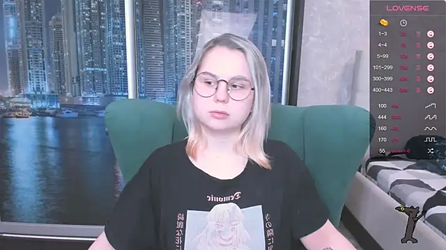 miray kuriyama123 online show from 12.19.24