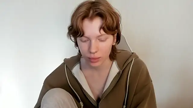 Snapshot of StellaDavis chatting on 02.02.26 StellaDavis online show from 02.02.26