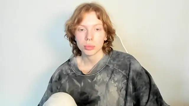 Snapshot of StellaDavis chatting on 02.24.26 StellaDavis online show from 02.24.26