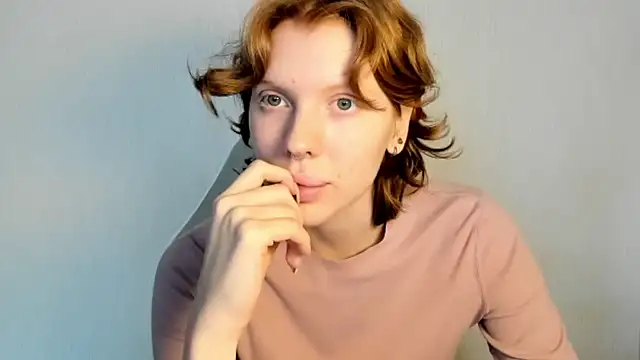 Snapshot of StellaDavis chatting on 03.02.26 StellaDavis online show from 03.02.26