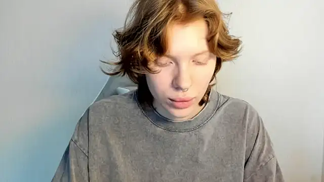 Snapshot of StellaDavis chatting on 03.04.26 StellaDavis online show from 03.04.26