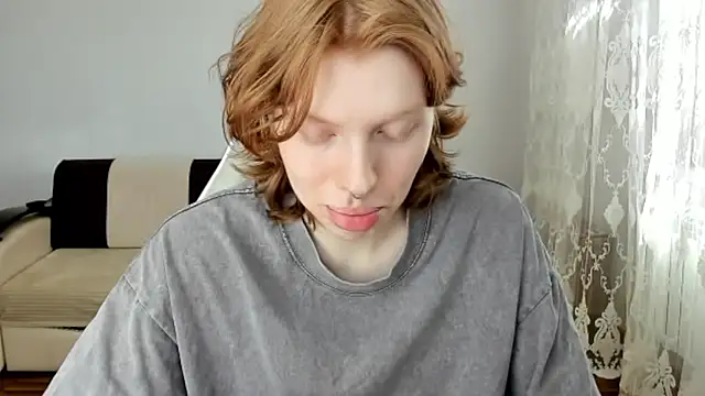StellaDavis online show from 05.05.26