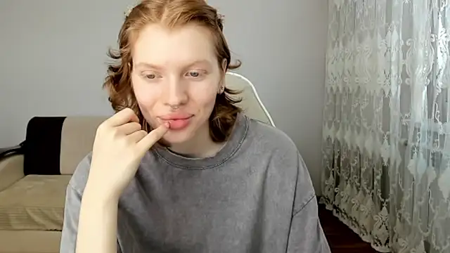 StellaDavis online show from 05.08.26