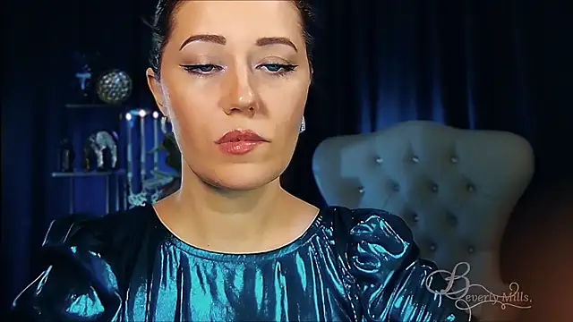 MissBeverlyMills online show from 05.01.26
